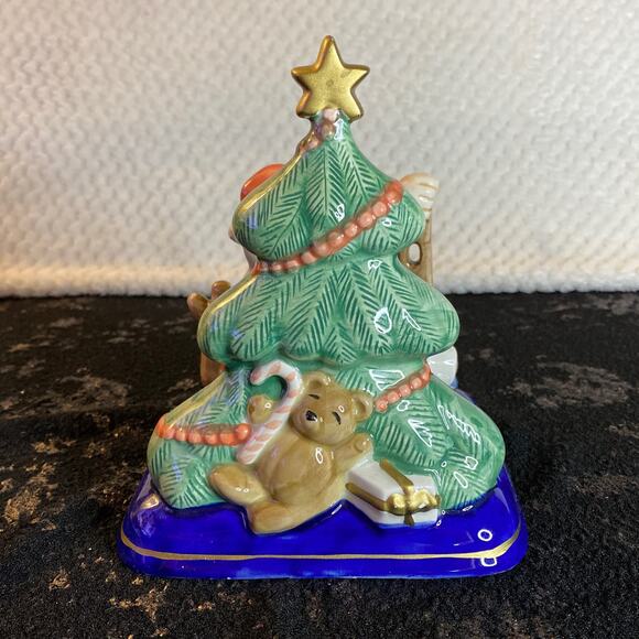 Vintage 1980s Fitz and Floyd Hand Painted Christmas Holiday Napkin Holder - Picture 3 of 6